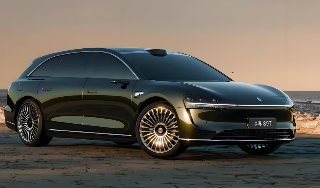 享界S9T内饰曝光！享界S9T配天际屏+华为ADS 4！