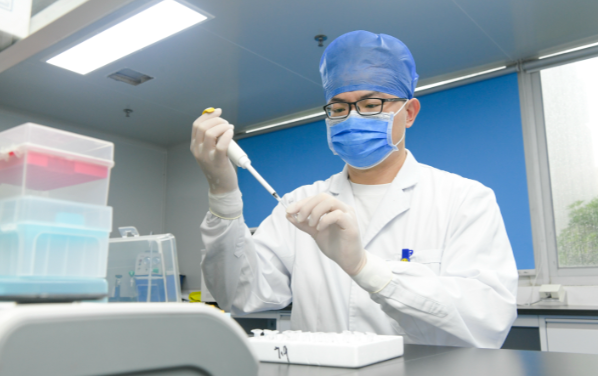 首个渐冻症精准治疗药物在武汉注射 我国渐冻症治疗研究进展如何 首个渐冻症精准治疗药物在武汉注射 我国渐冻症治疗研究进展如何