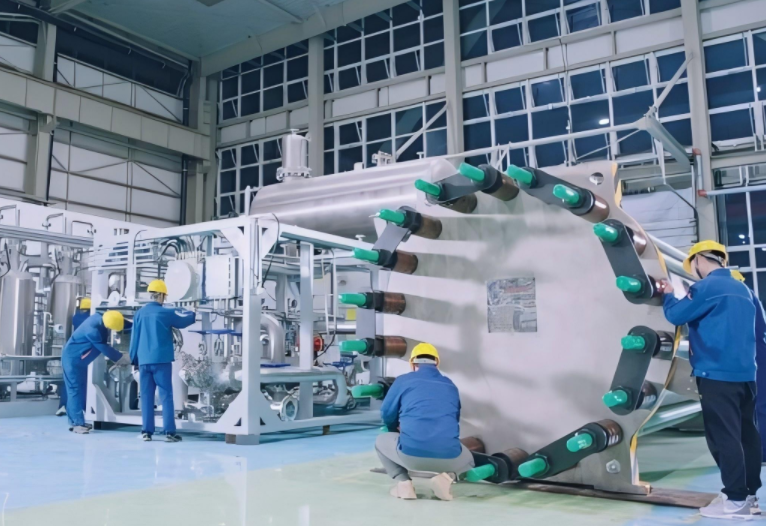 阿联酋核能铝全球首发 中东工业脱碳的新引擎 阿联酋核能铝全球首发 中东工业脱碳的新引擎