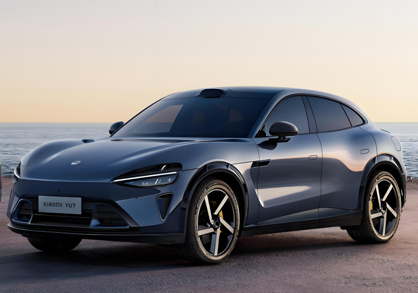 小米YU7版本要改名？小米YU7标准版不是丐版！雷军发起投票要给小米YU7改名