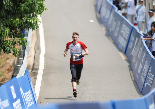 世运会赛程过半中国队领跑金牌榜 成都世运会闭幕式完成首次全流程联排