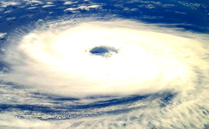 台风杨柳加强至强台风级!或在闽粤二次登陆 台风杨柳加强至强台风级!或在闽粤二次登陆