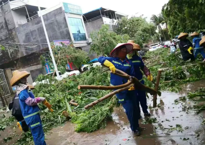 台风杨柳二次登陆福建漳浦,未来还将深入南方多省造雨! 台风杨柳二次登陆福建漳浦,未来还将深入南方多省造雨!