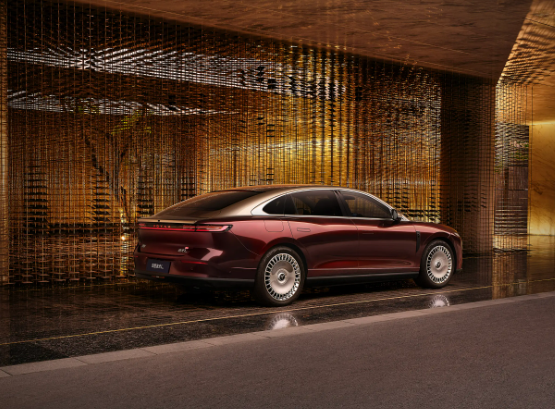 岚图追光L官图发布!岚图追光L红金双色1.5T 插混 + 410km 纯电! 岚图追光L官图发布!岚图追光L红金双色1.5T 插混 + 410km 纯电!