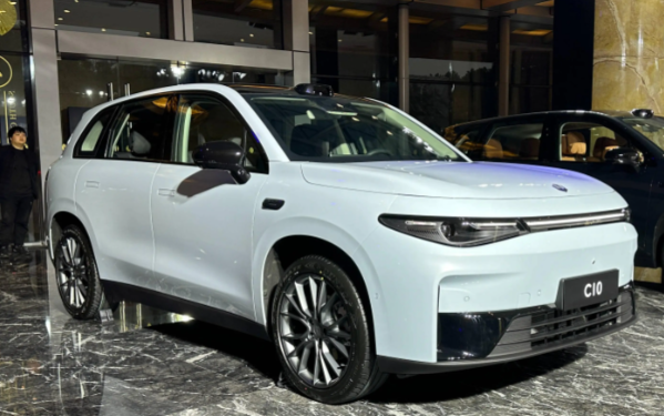 零跑C10车型累计交付达15万台 零跑C10刷新品牌新车交付纪录 零跑C10车型累计交付达15万台 零跑C10刷新品牌新车交付纪录