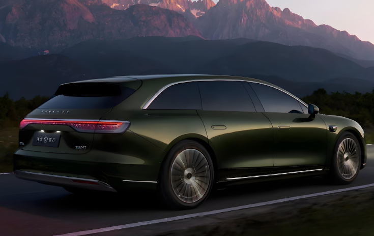 鸿蒙智行首款旅行车享界S9T预售24小时小订破2万台！享界S9T预售32.8万元起！