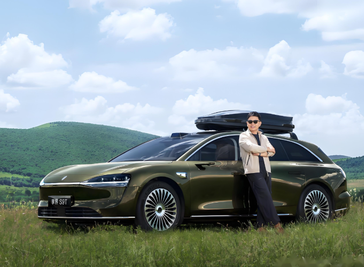 鸿蒙智行首款旅行车享界S9T预售24小时小订破2万台！享界S9T预售32.8万元起！