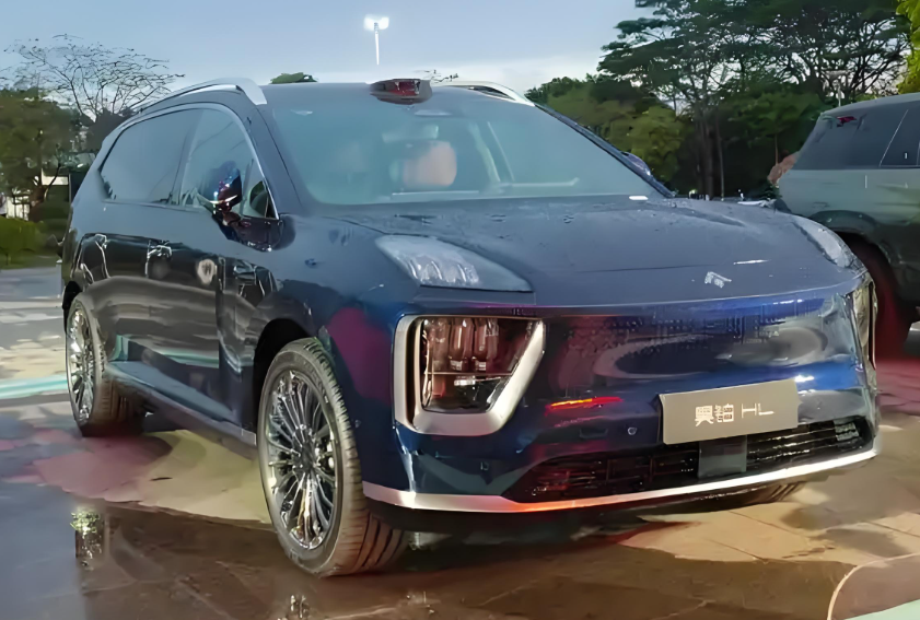 广汽昊铂HL增程版上市26.98万起！广汽昊铂HL增程版纯电续航350KM，定位大型SUV！