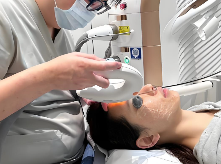 医美小白必看!第一次打水光针,这些坑千万别踩! 医美小白必看!第一次打水光针,这些坑千万别踩!