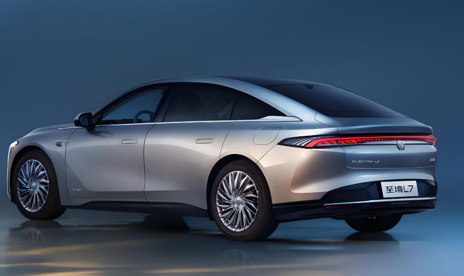 别克至境L7内饰官图发布!别克至境L7携高通8775芯片与AR-HUD强势登场! 别克至境L7内饰官图发布!别克至境L7携高通8775芯片与AR-HUD强势登场!