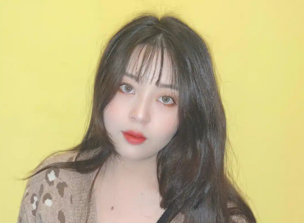 适合秋冬的高级感妆容,让寒冷也无法掩盖你的美丽 适合秋冬的高级感妆容,让寒冷也无法掩盖你的美丽