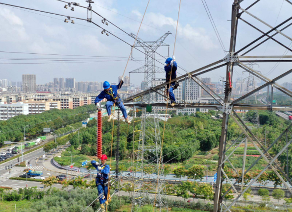 全球首次!中国月度用电量破万亿大关 我国新能源发电量占比接近总量的四分之一