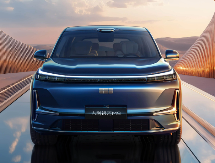 吉利银河M9预售24小时订单破4万！吉利银河M9预售价19.38万起综合续航可达1500+km！