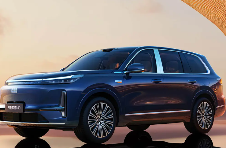 吉利银河M9预售24小时订单破4万！吉利银河M9预售价19.38万起综合续航可达1500+km！