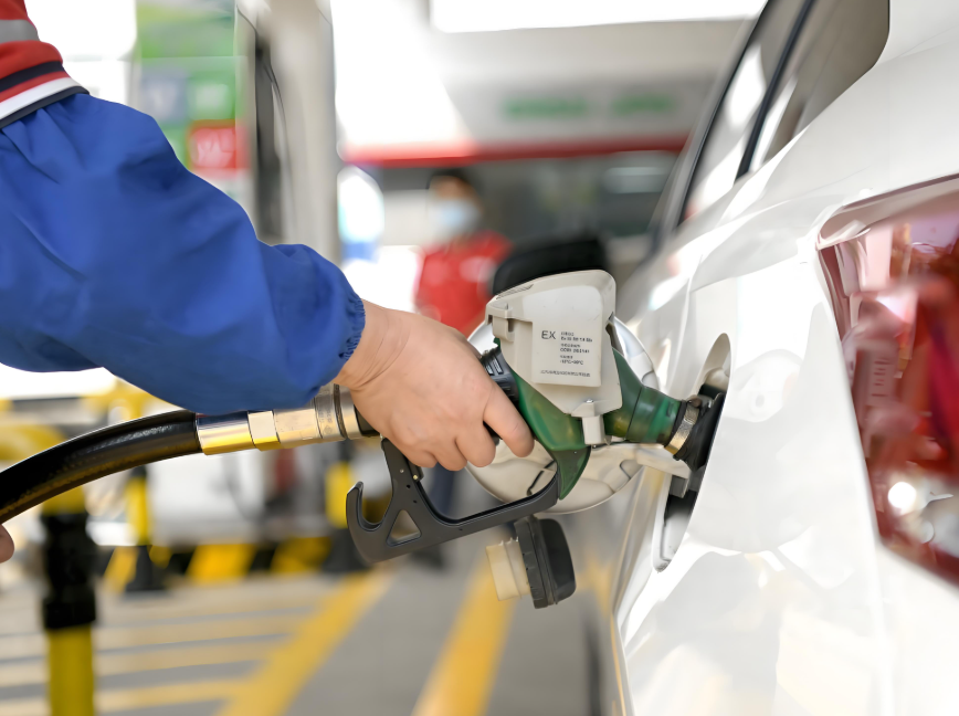 油价今晚或将下降！成品油价格或迎年内第七次下调