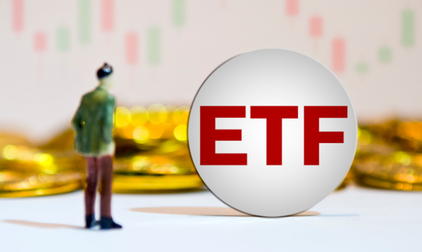 全市场ETF规模突破50000亿元大关 迈入5万亿新纪元 全市场ETF规模突破50000亿元大关 迈入5万亿新纪元