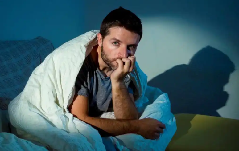 缺觉可能会让你加速变胖 内脏脂肪和甘油三酯双双飙升