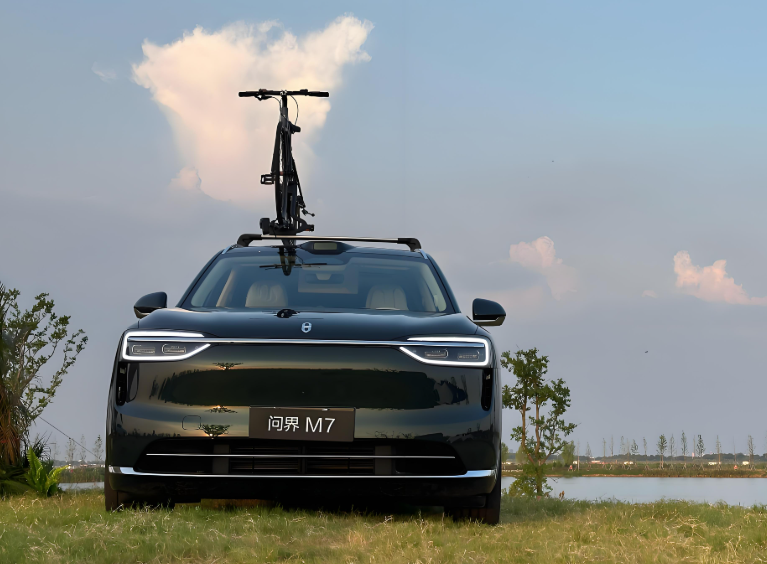 全新问界M7内饰官图发布！全新问界M7发布即搭载华为ADS 4！