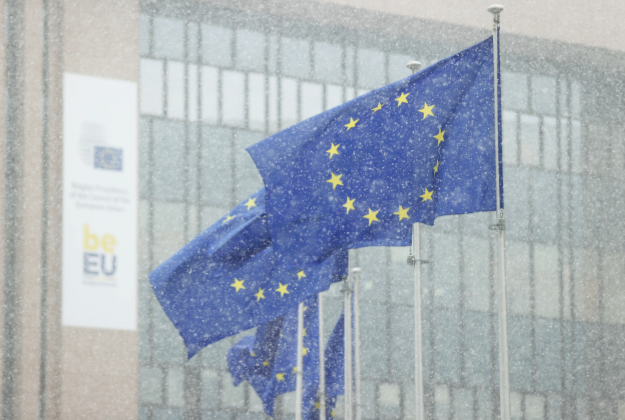 欧盟拟全面取消对美工业品关税,换取汽车关税降低 欧盟拟全面取消对美工业品关税,换取汽车关税降低