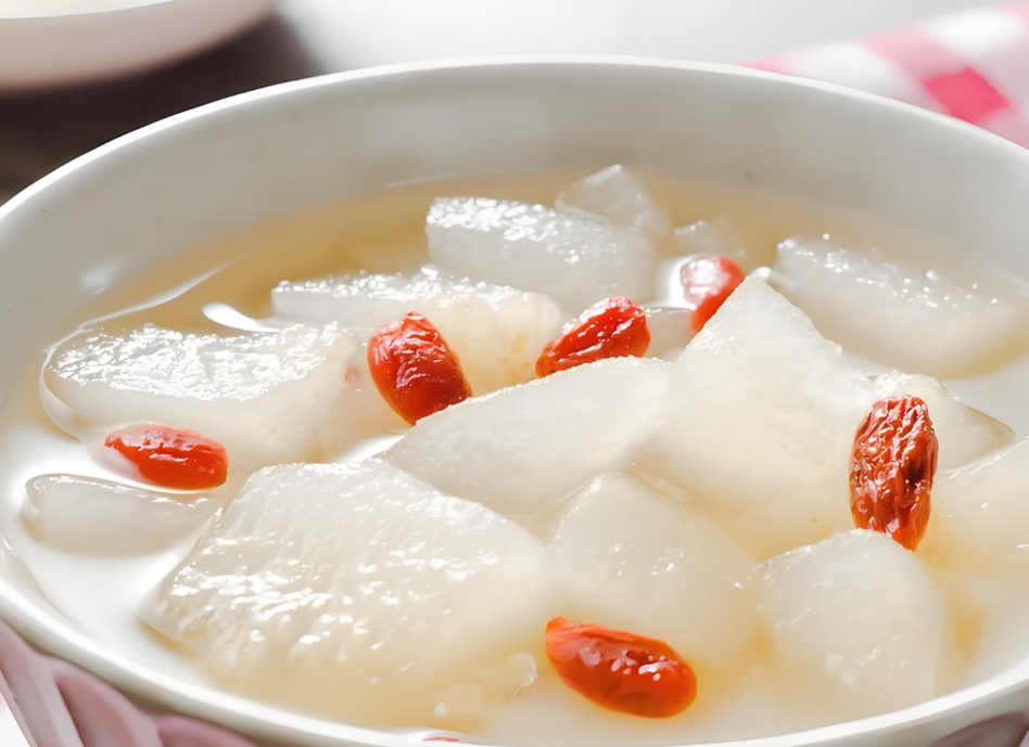 立秋后对肺很好的“3白”！秋天不妨多吃这“3白” 滋阴润肺，健康过冬！