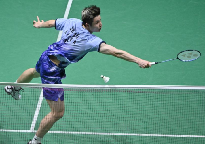 石宇奇羽毛球世锦赛男单夺冠 国羽男单时隔10年再夺世锦赛冠军 石宇奇羽毛球世锦赛男单夺冠 国羽男单时隔10年再夺世锦赛冠军