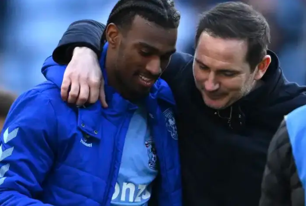 美网抢帽子男子系波兰富豪 球员补赠礼物化解风波