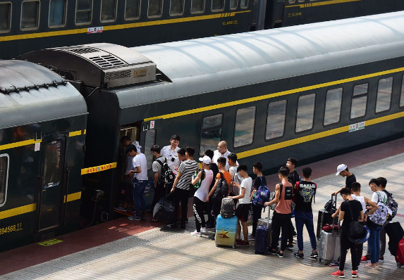 纸质火车票即将退出历史舞台 火车票纸质报销凭证将全面停用