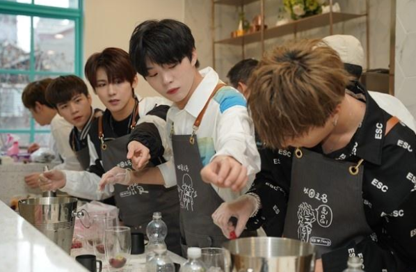 子涵梓萱时代已成过去 小学生报到名字惊艳众人