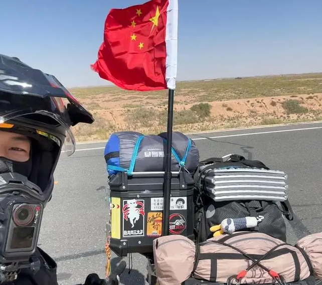 新疆小伙骑摩托3500公里去郑州上学！新疆小伙为什么选择骑摩托去郑州上学？
