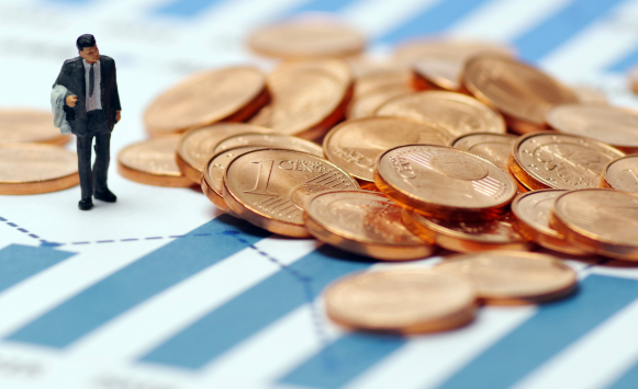 两融余额突破历史新高 A股两融余额达到2.3万亿元创新纪录