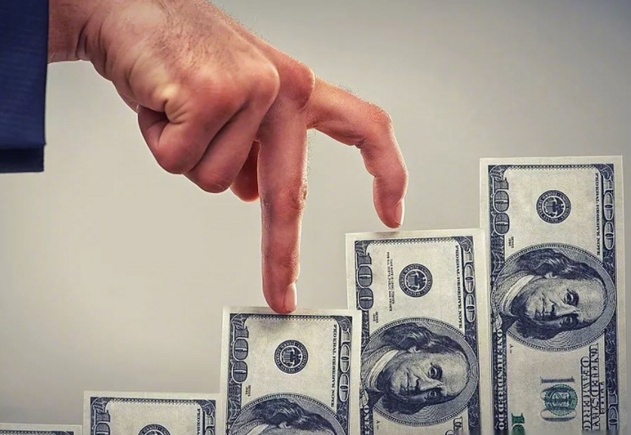 美联储9月降息概率升至89.6% 美联储降息或已“箭在弦上” 美联储9月降息概率升至89.6% 美联储降息或已“箭在弦上”