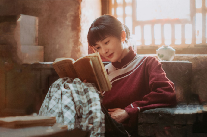 杨幂主演《生万物》高开暴走 2025年前5播放量破16亿