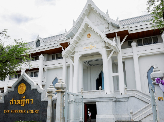 泰国国会下议院将于5日选举新一任总理 泰国宪法法院裁定解除佩通坦总理职务 泰国国会下议院将于5日选举新一任总理 泰国宪法法院裁定解除佩通坦总理职务