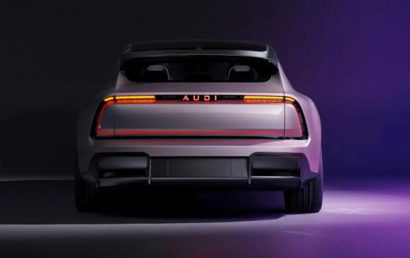 告别四环标的奥迪尝试“以价换量” 奥迪新款电动车型为何取消传统四环车标 告别四环标的奥迪尝试“以价换量” 奥迪新款电动车型为何取消传统四环车标