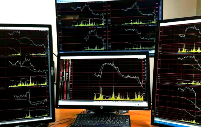 黑色系期货多品种价格回落 市场降温锂价持续阴跌 黑色系期货多品种价格回落 市场降温锂价持续阴跌