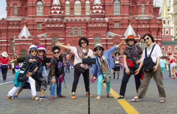 普京:俄罗斯将对中国免签 中国将对俄罗斯试行30天免签政策