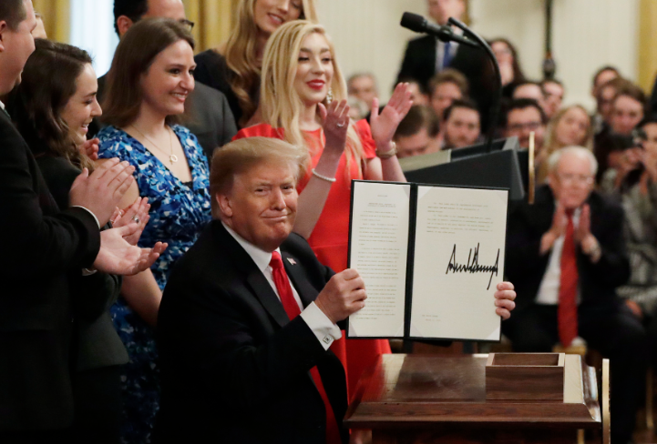 美日贸易协议正式实施！特朗普签令正式实施美日贸易协议