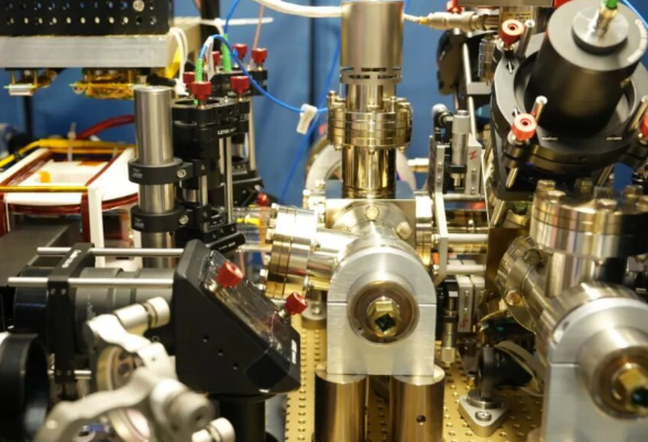 英伟达入股Quantinuum正式进入量子计算领域 Quantinuum股权估值已达到100亿美元