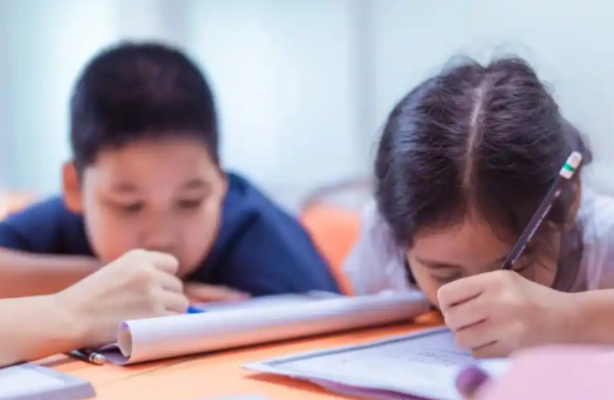 小学生家长10点上班不减薪!韩国官宣将全面推广实施