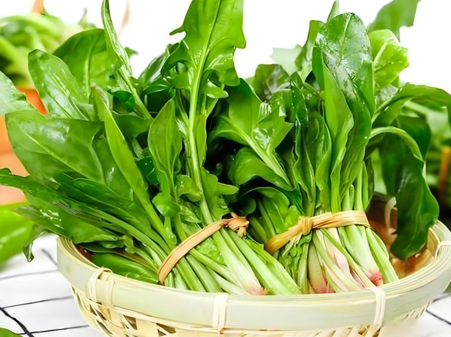 立秋后多吃菠菜 它是养肝高手!隔天吃一次菠菜清肝护胆又明目! 立秋后多吃菠菜 它是养肝高手!隔天吃一次菠菜清肝护胆又明目!