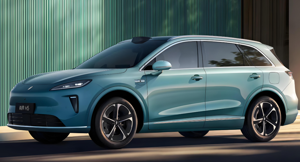 尚界H5上市10天小订已超8万台!尚界H5为何成家庭智能电车“新答案”? 尚界H5上市10天小订已超8万台!尚界H5为何成家庭智能电车“新答案”?