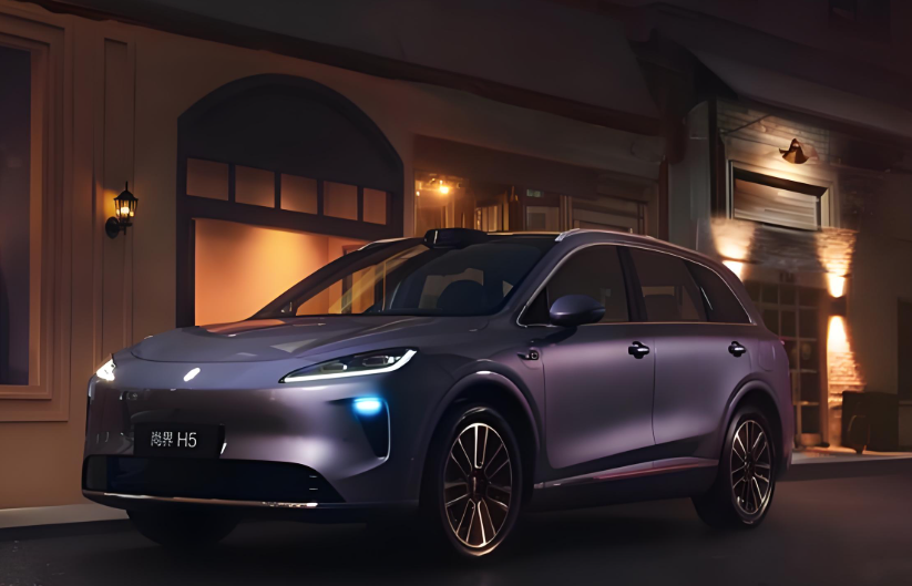 尚界H5上市10天小订已超8万台!尚界H5为何成家庭智能电车“新答案”? 尚界H5上市10天小订已超8万台!尚界H5为何成家庭智能电车“新答案”?