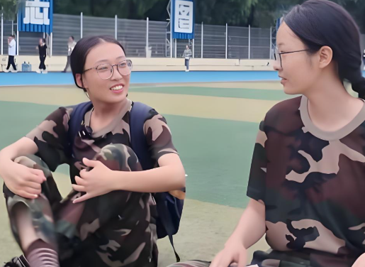 吉林大学惊现“镜像新生”!吉林大学两名新生同名同日生来自同省份 吉林大学惊现“镜像新生”!吉林大学两名新生同名同日生来自同省份