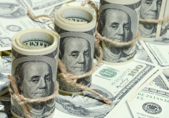 马斯克:美国政府已无药可救 马斯克对美国的高额债务表示担忧