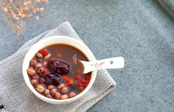 五红汤产后一个多月可以喝吗 五红汤产后什么时候喝最好