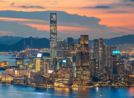 世界人才排名香港位列亚洲第一 《2025年世界人才排名》香港升至第四位