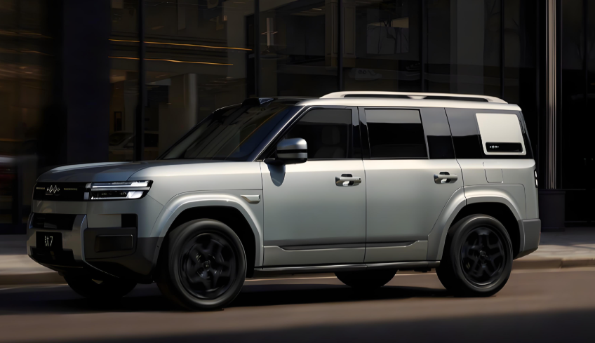 比亚迪方程豹钛7上市17.98万起！方程豹钛7大五座SUV/1.5T插混 ，纯电续航200km！