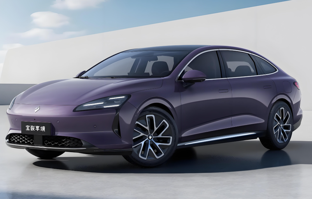 五菱华为合作首车宝骏享境S9实车曝光！宝骏享境S9车长5235mm6座，1.5T插混动力！