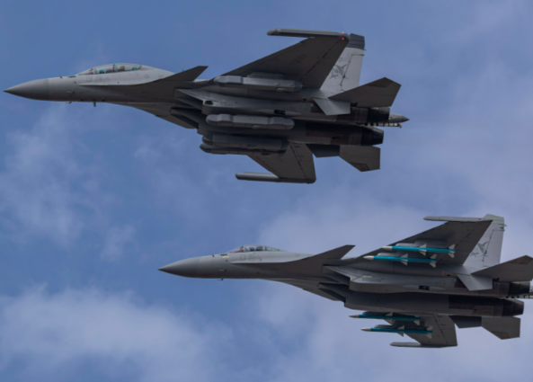 福建舰通过台湾海峡赴南海 福建舰训练通过台湾海峡释放出哪些信号