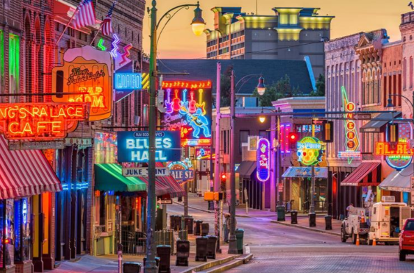 特朗普下令国民警卫队将进驻孟菲斯 特朗普在美国大范围展开非法移民清理工作将产生什么影响